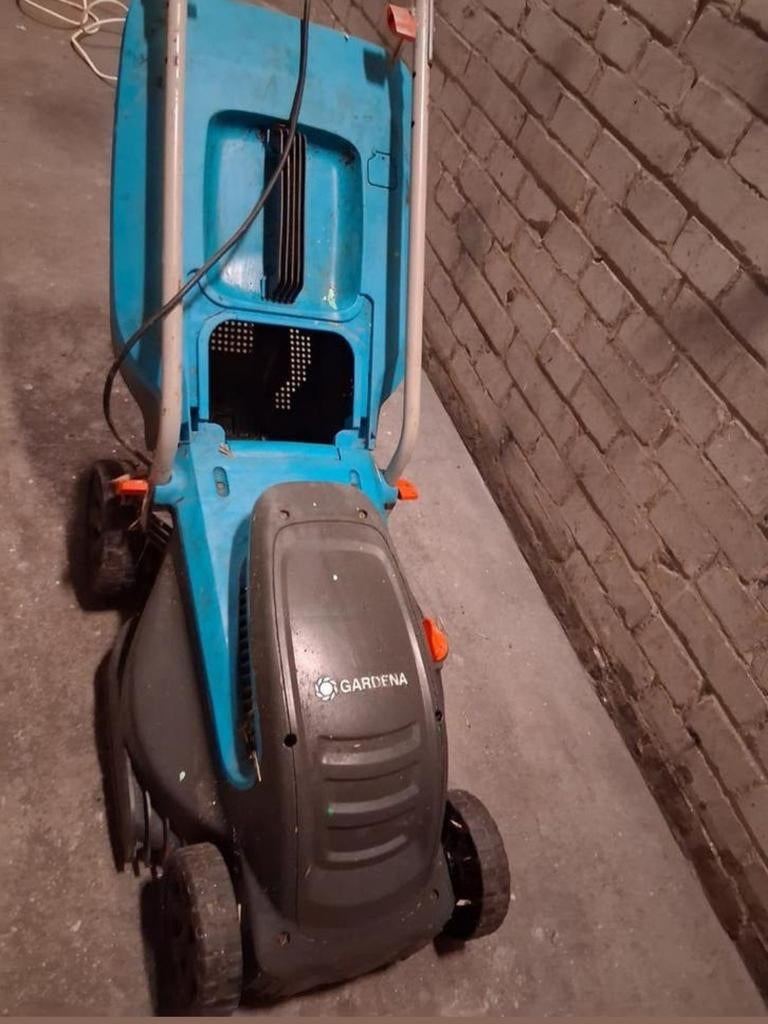 Te koop, Elektrisch Gardena powermax Grasmaaier., Ophalen