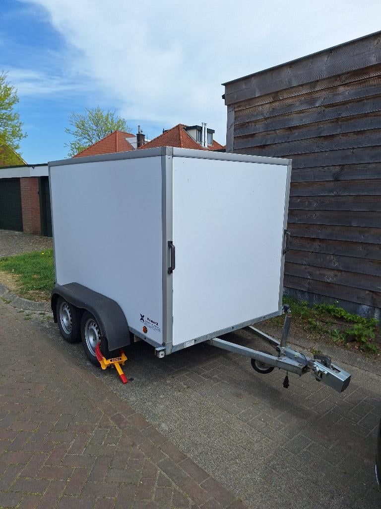 Aanhanger gesloten power-trailer 750kg, Ophalen, Zo goed als nieuw