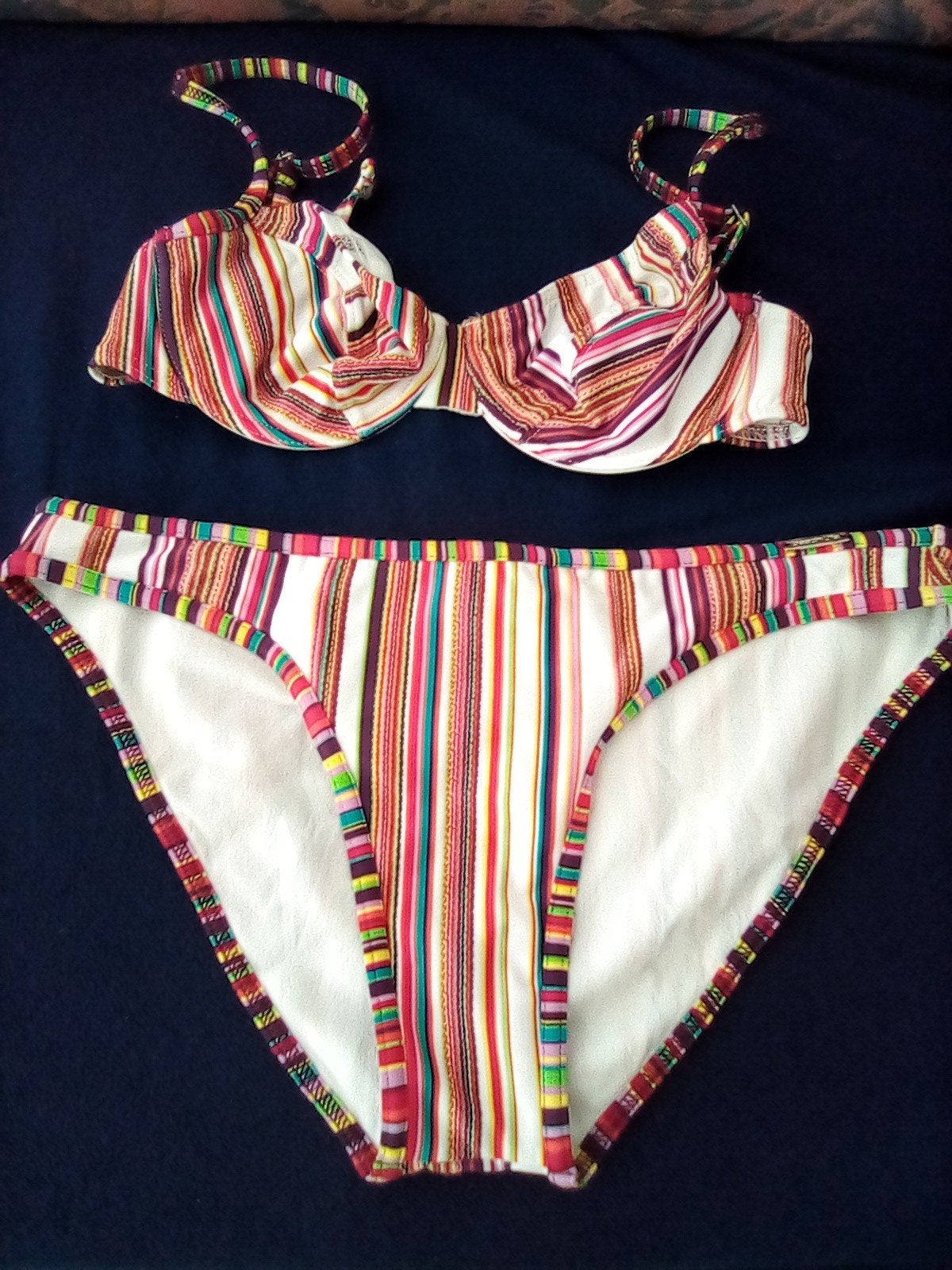 Kleurrijke bikini Beachlife maat 36, Kleding | Dames, Badmode en Zwemkleding, Beachlife, Ophalen of Verzenden, Nieuw, Bikini