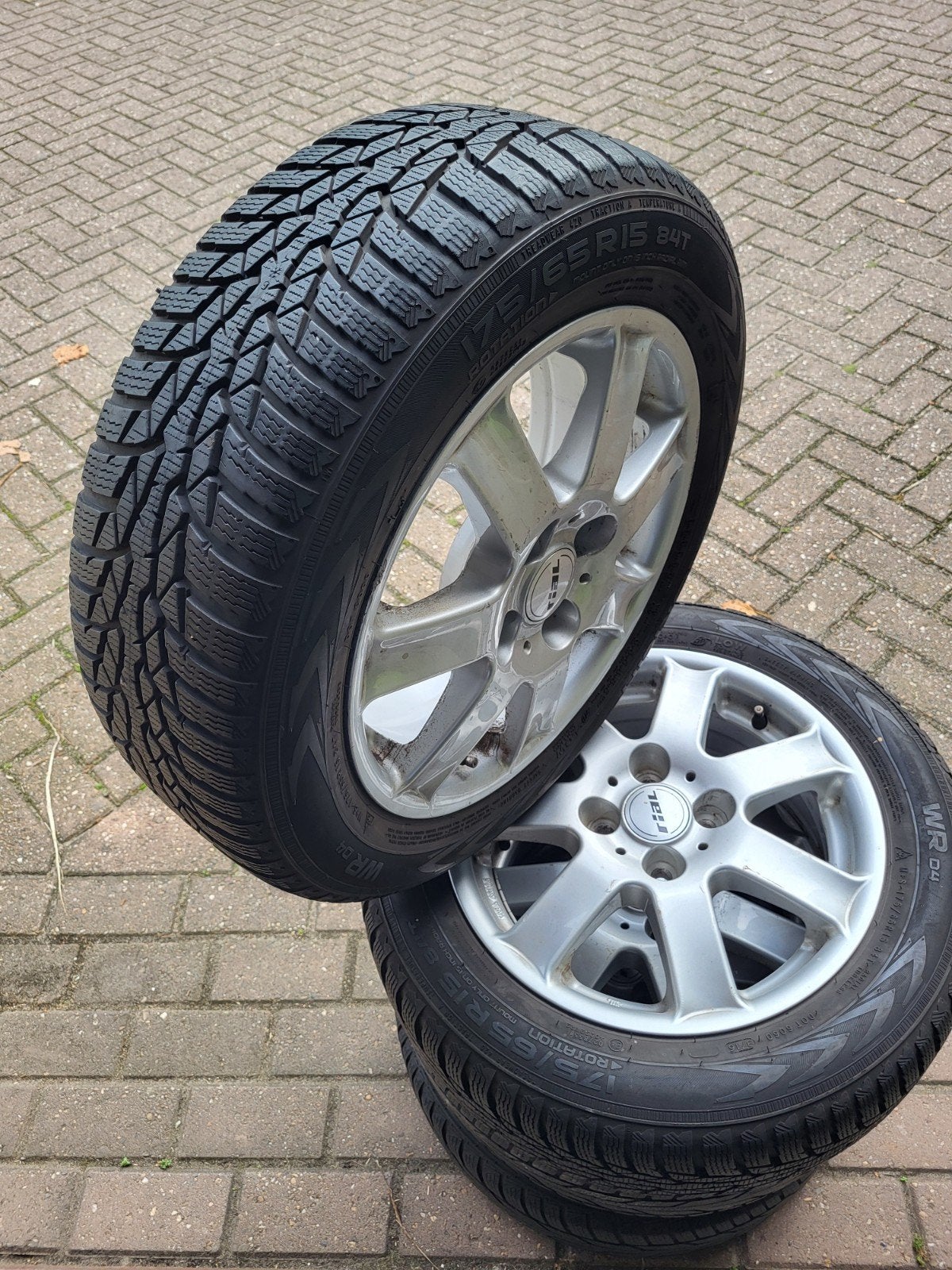 diverse Toyota Yaris  Kia Rio Suzuki Swift banden velg 15, Auto-onderdelen, Gebruikt, 15 inch, Jaf_zoet@hotmail.com, 175 mm