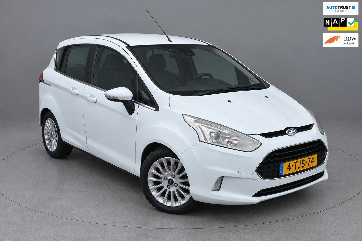 Ford B-Max Camera|Cruise|Navi|Trekaak|2e eigenaar!, Voorwielaandrijving, Gebruikt, 750 kg, Wit