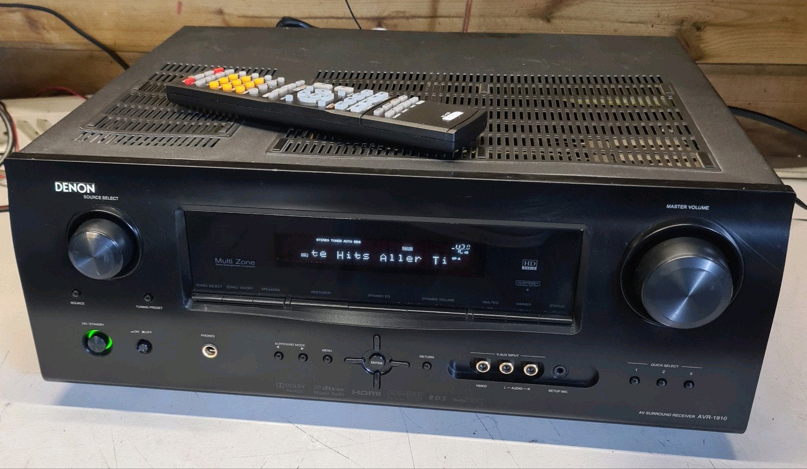 Denon avr-1910 receiver + nw.afstandsbediening, Audio, Tv en Foto, Gebruikt, Denon, Ophalen of Verzenden, 60 tot 120 watt