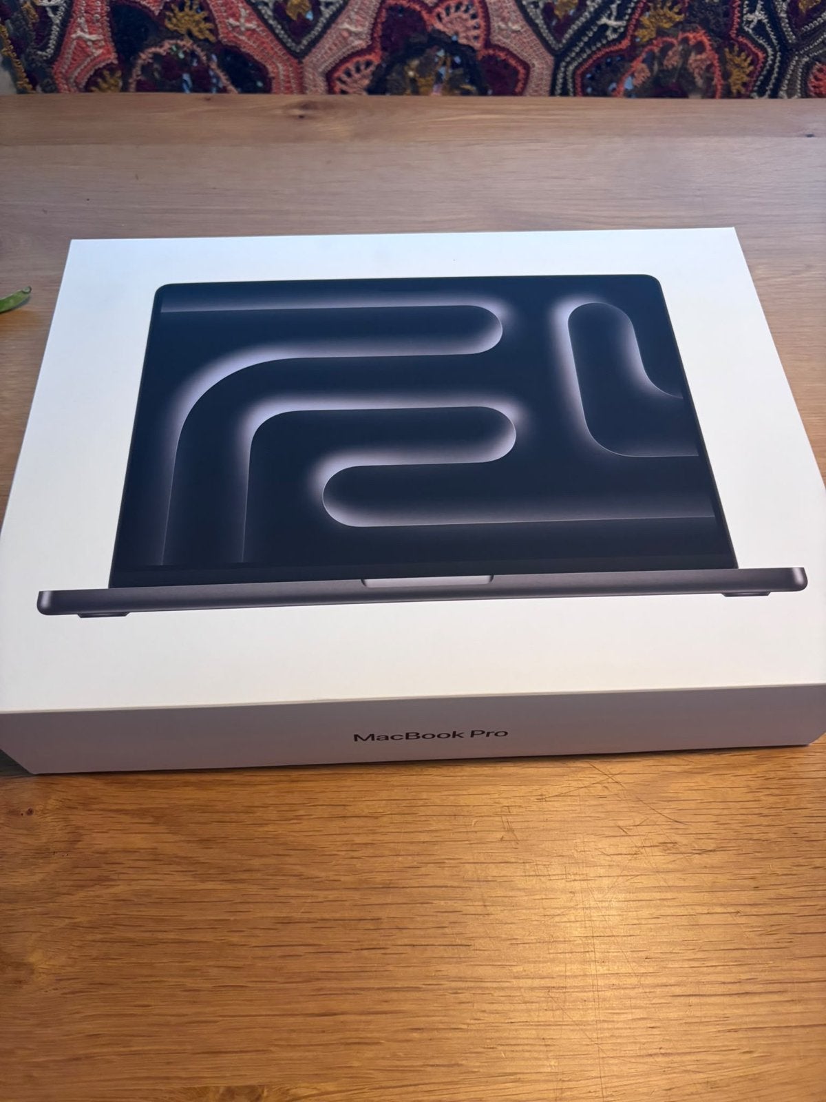 Apple MacBook Pro met Magic Keyboard en Magic Mouse