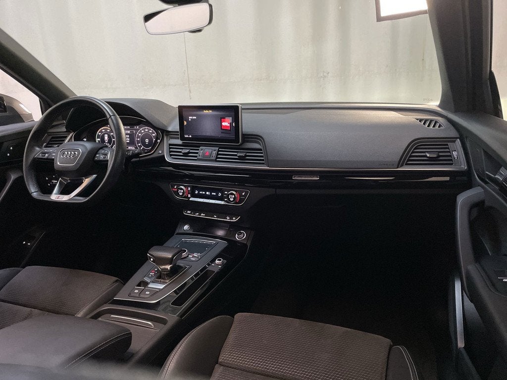 Audi Q5 55 TFSI e Quattro Competition S-Line Panoramadak Luc, Automaat, 4 cilinders, Plug-in hybride, Bedrijf