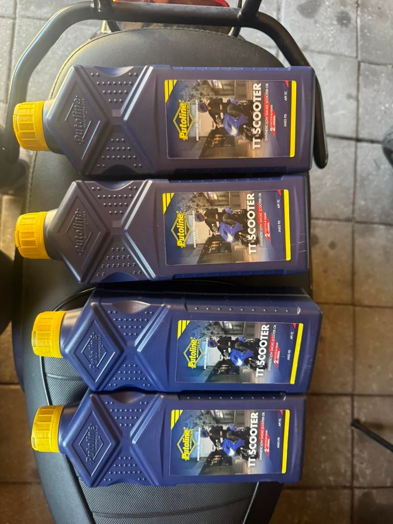 2 takt olie, Ophalen of Verzenden