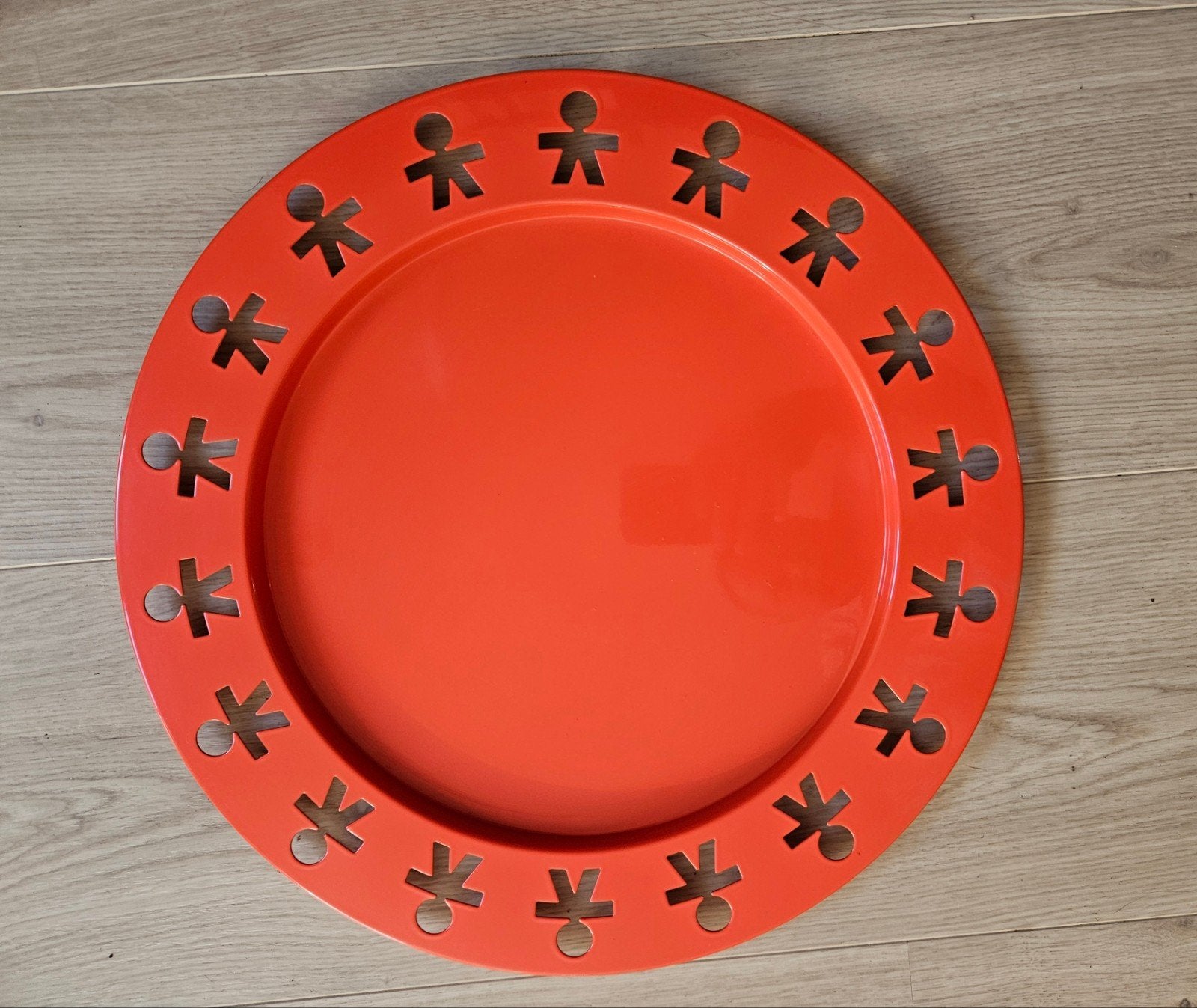 Alessi Girotondo rood onderbord / dienblad - 40cm, Decoratieve rand, Rond, Ophalen of Verzenden, Zo goed als nieuw