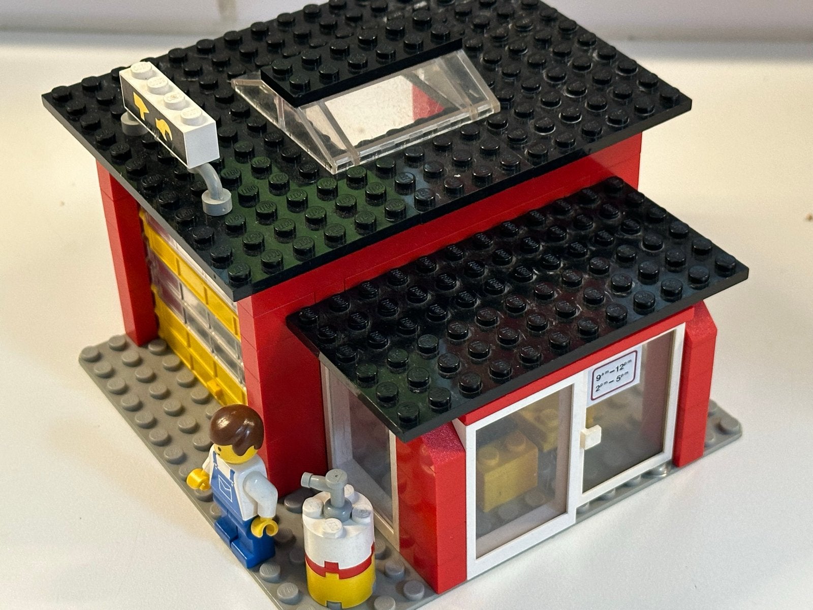Lego 6369 Garage/Tankstation uit 1980 - Vintage City Set, Lego, Ophalen of Verzenden, Compleet, Complete set