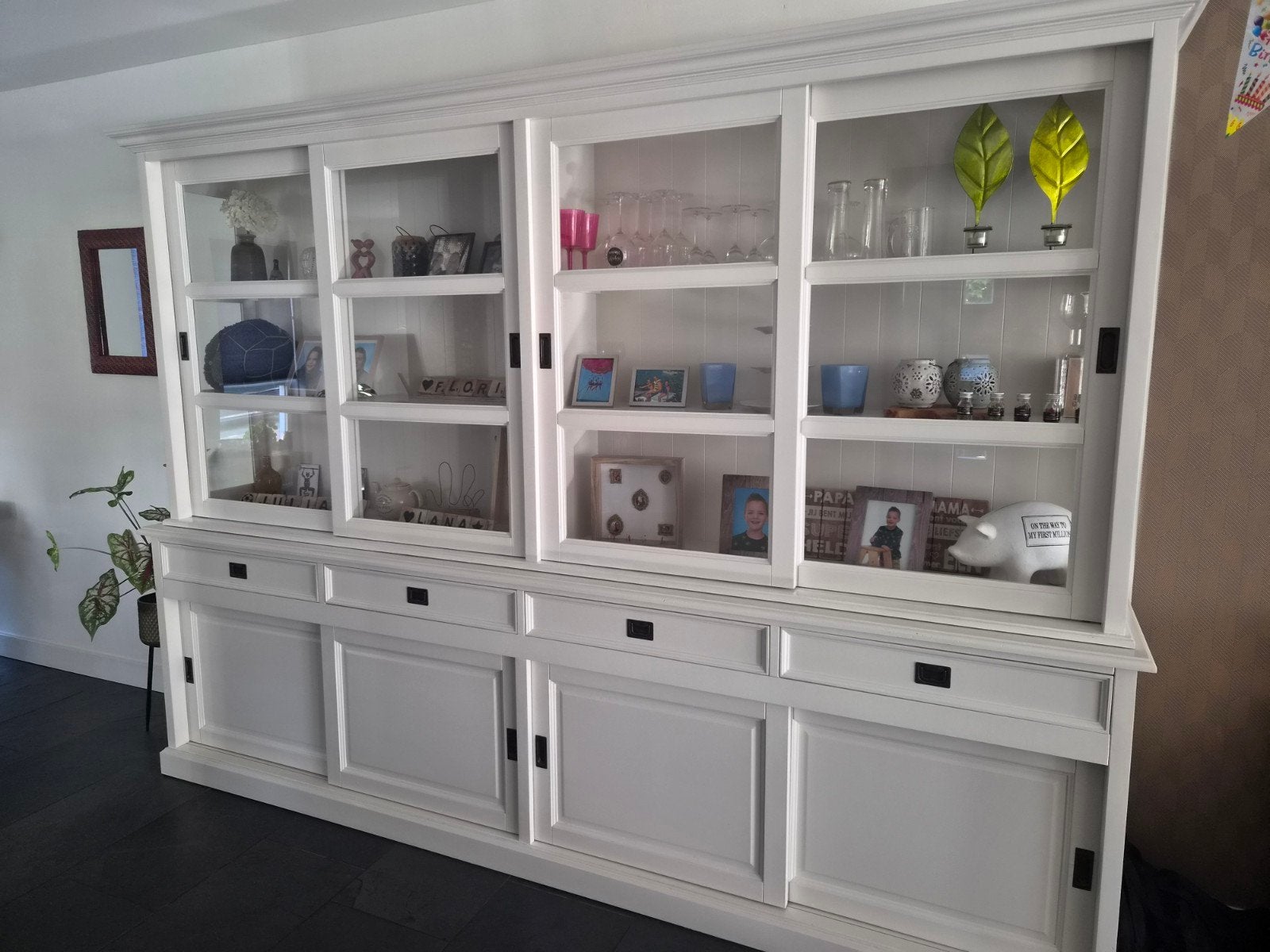 Grote witte buffetkast van 3 meter breed, Huis en Inrichting, Ophalen, Gebruikt, 200 cm of meer, Met lade(s)