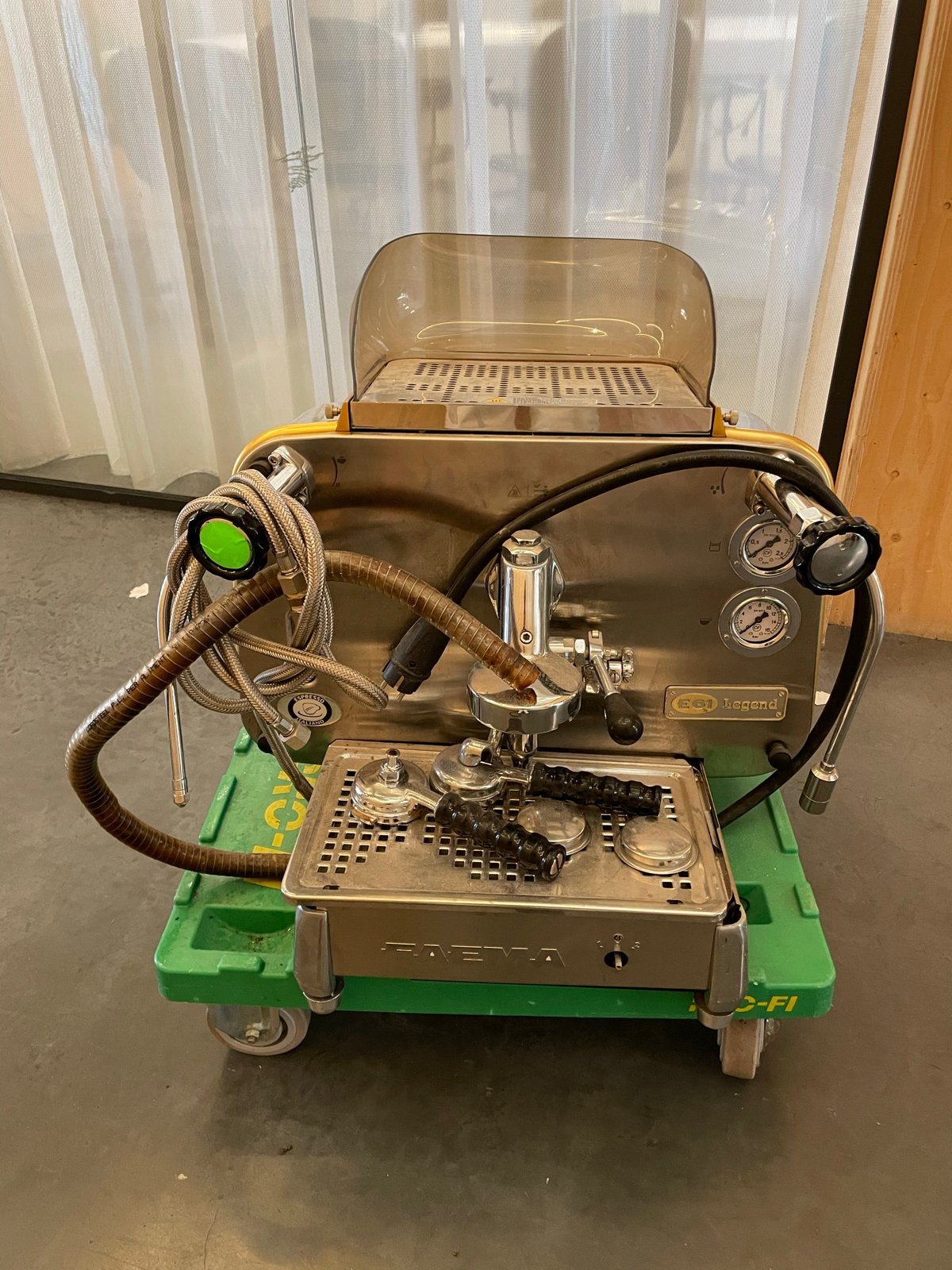 Faema E61 Legend S1 1 Groep Espresso Machine, Gebruikt, Espresso apparaat, Koffiebonen, 1 kopje