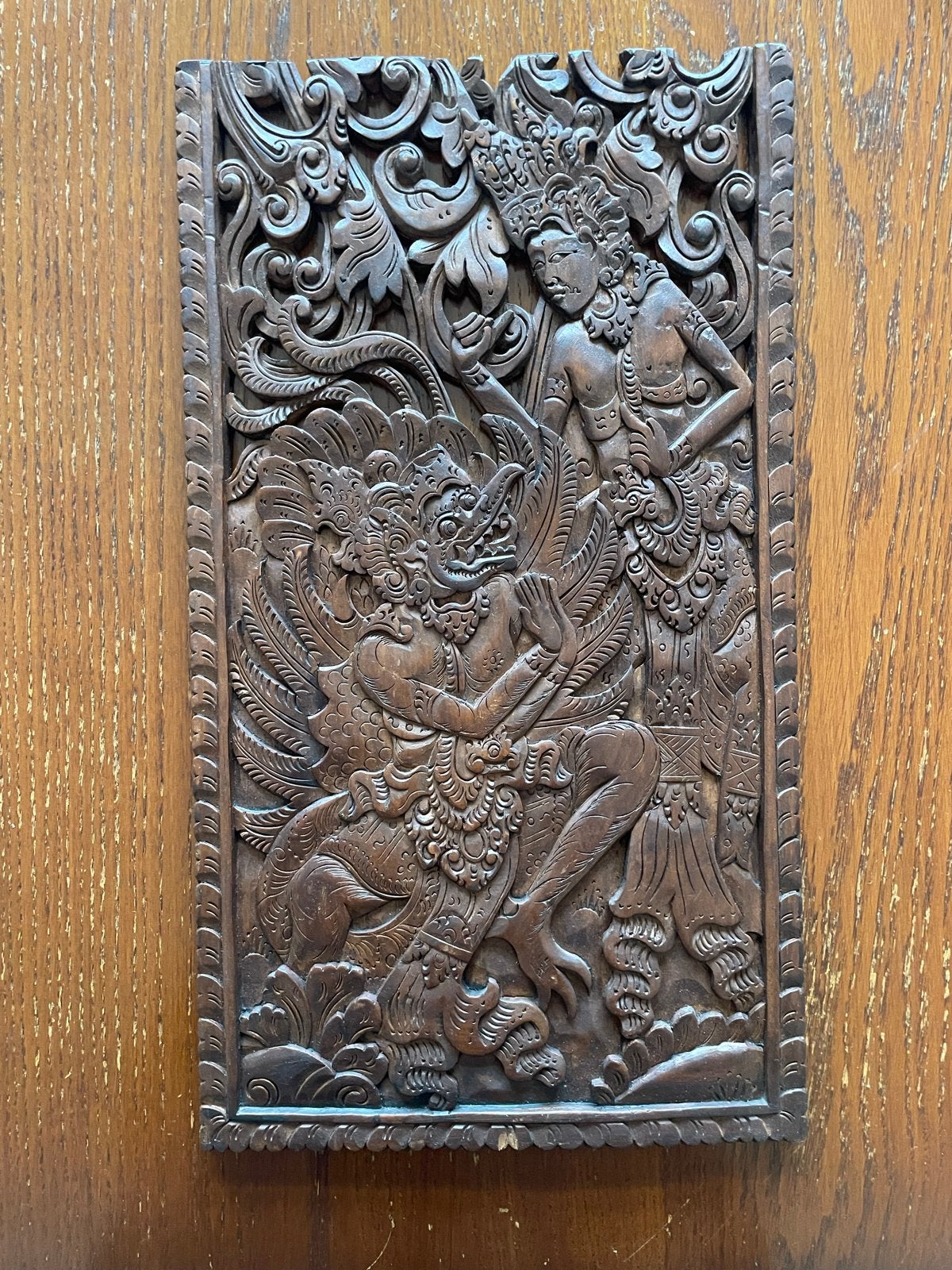 Balinees houtsnijwerk Indonesië scène Ramayana-epos, Antiek en Kunst, Kunst | Beelden en Houtsnijwerken, Ophalen of Verzenden