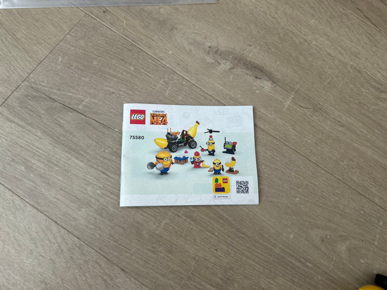 LEGO minions 75580 minions en bananenauto, Ophalen of Verzenden, Zo goed als nieuw