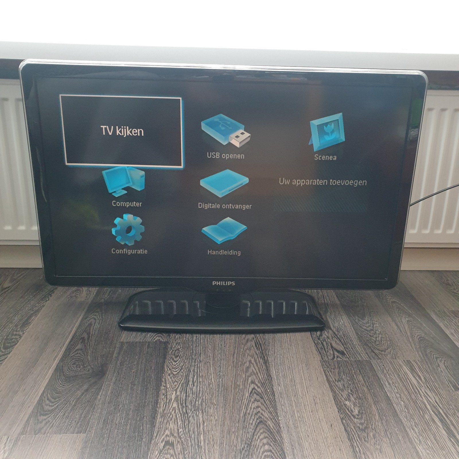 Philips 32PFL7404H/12 LCD TV - 81 cm (32 inch), Ophalen, Philips, Gebruikt, 80 tot 100 cm