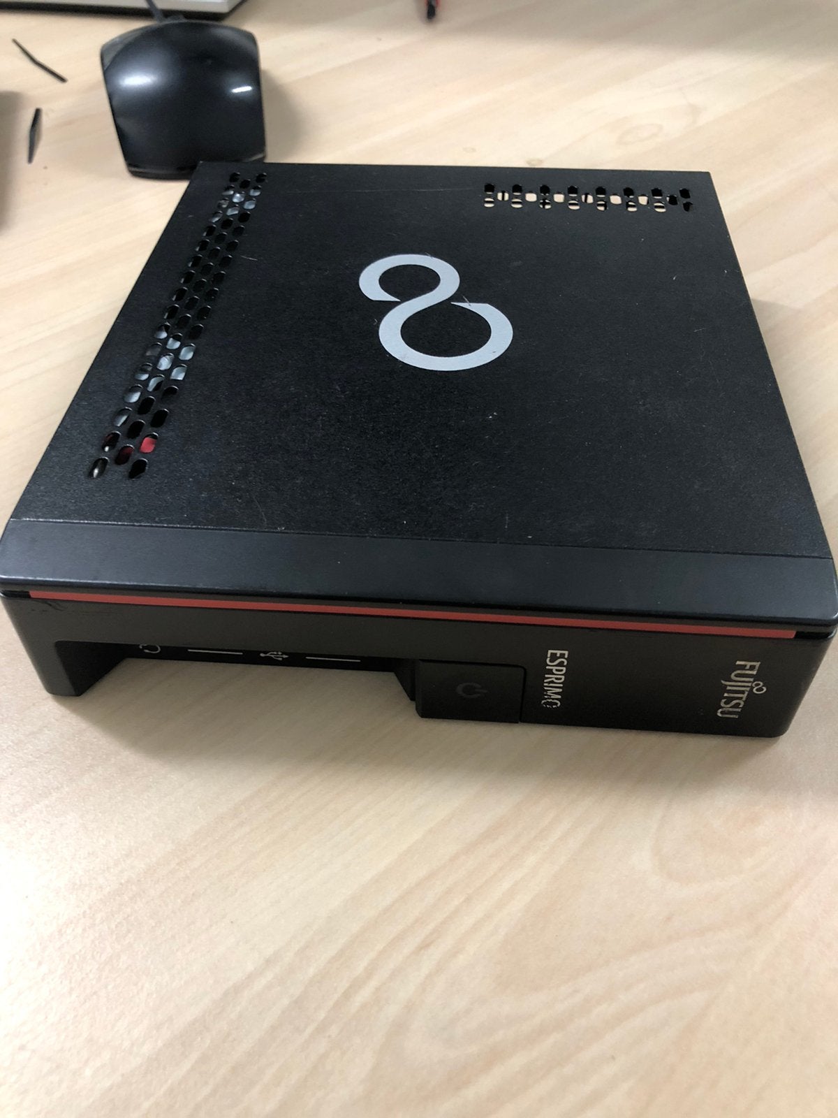 Fujitsu Esprimo Q558 Mini PC, 2 tot 3 Ghz, Fujitsu Esprimo, 8 GB, Refurbished
