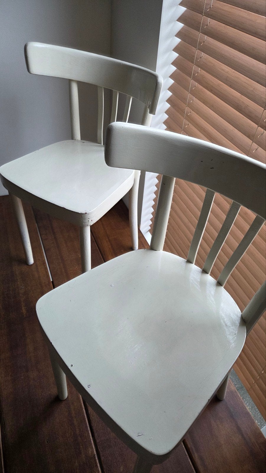 2 houten café stoelen, Ophalen