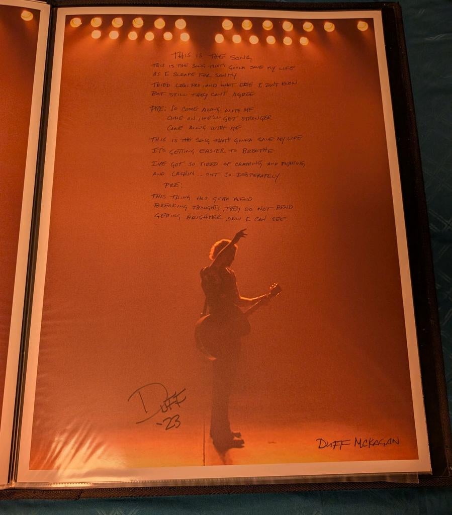 Duff McKagan - Guns 'n Roses - poster gesigneerd | signed, Ophalen, Poster, Artwork of Schilderij, Gesigneerd