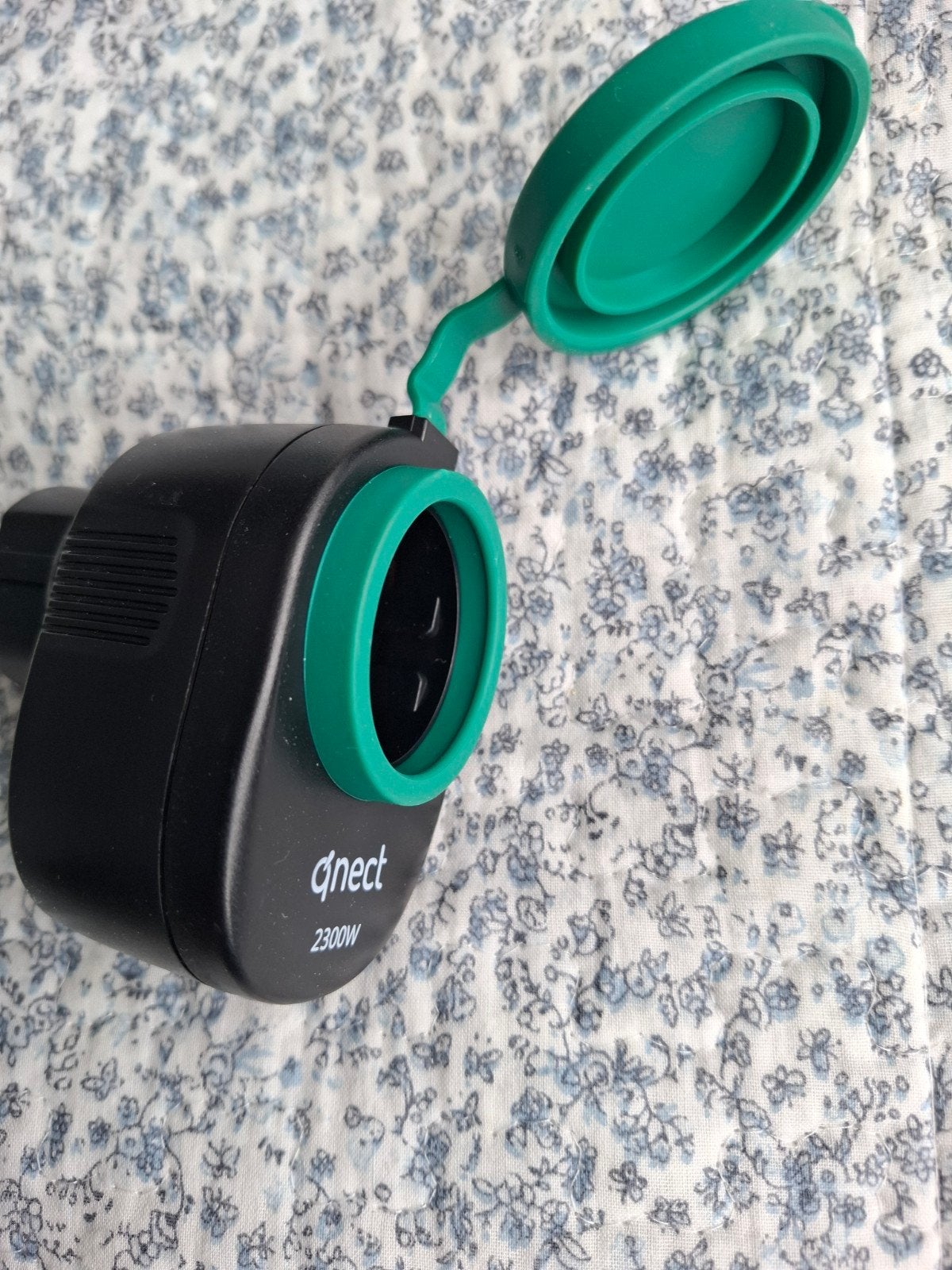 Qnect Smart Outdoor Plug - IP44, Wi-Fi, 2300W, Ophalen, Zo goed als nieuw, Stekker