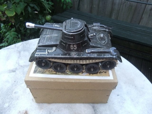 Gama Tank in originele doos, Antiek en Kunst, Ophalen of Verzenden