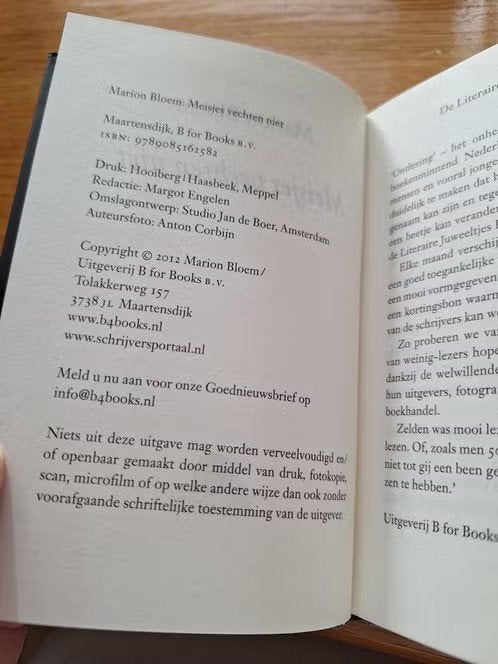 Marion Bloem - Meisjes vechten niet h, Boeken, Ophalen of Verzenden, Zo goed als nieuw, Marion Bloem, Wereld overig