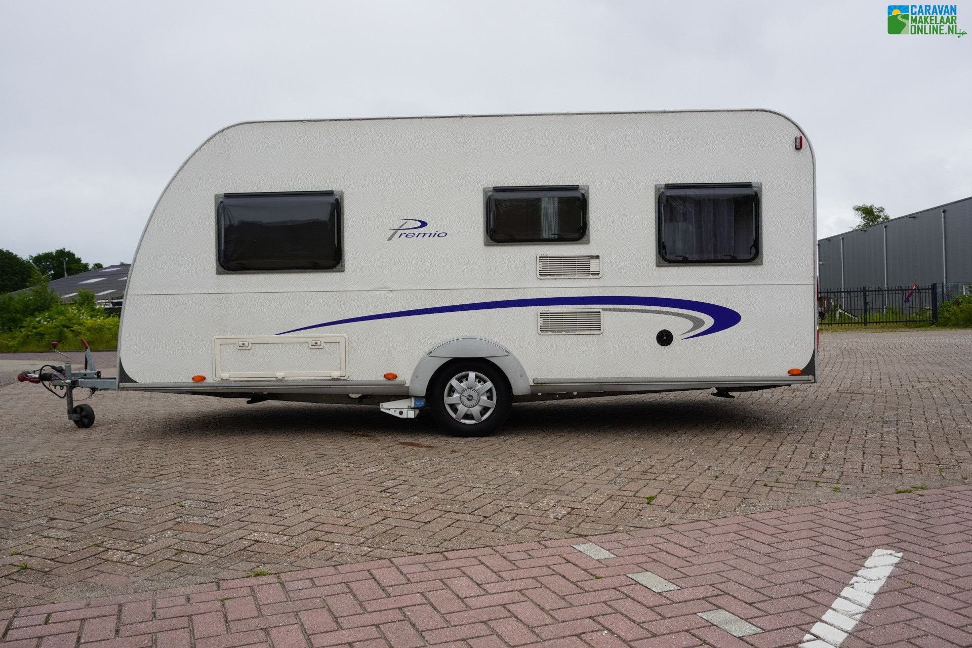 Foto 7 van Bürstner Premio 450 TS