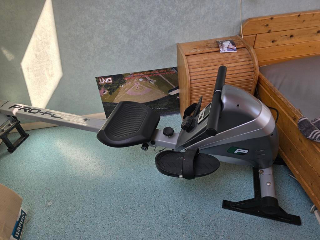 Pro-Form Roeiapparaat - Fit blijven vanuit huis, Sport en Fitness, Fitnessapparatuur, Ophalen, Metaal, Roeitrainer, Buik