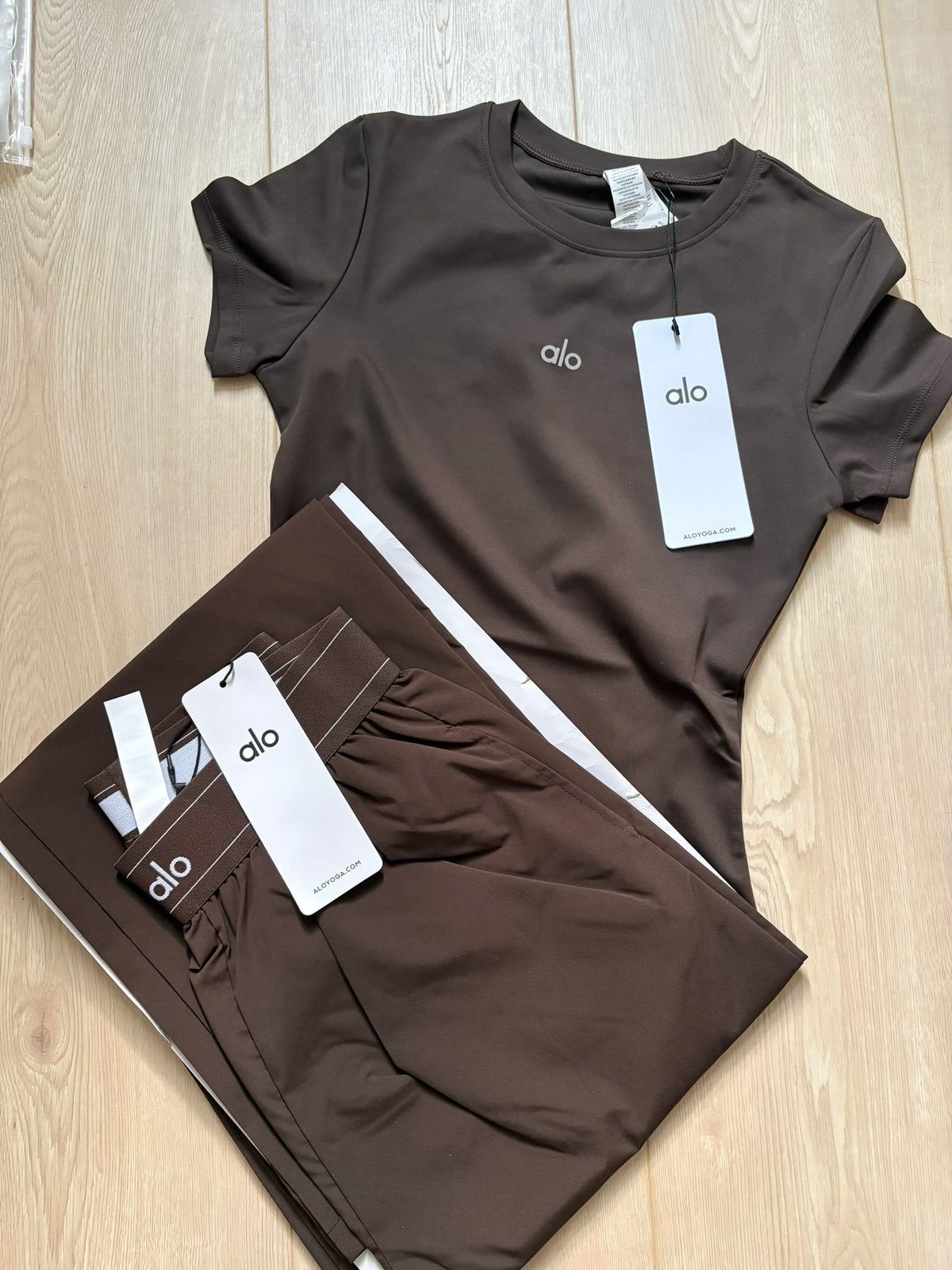 Alo setje maat L bruin, Kleding | Dames, Ophalen of Verzenden, Nieuw, Maat 42/44 (L), Bruin