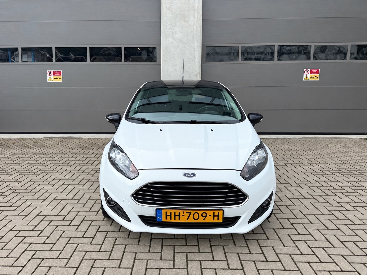 Ford Fiesta 1.0 5DR White Edition NW APK! LAGE KM! 115000KM!, Euro 6, 525 kg, Origineel Nederlands, Bedrijf