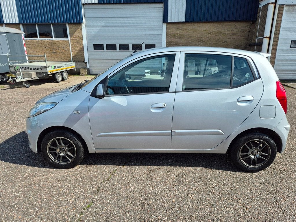 Hyundai I10 1.1 i-Drive Cool, airco/ onderhouds boekje aanwe, Auto's, Hyundai, Euro 5, Stof, Gebruikt, 4 cilinders