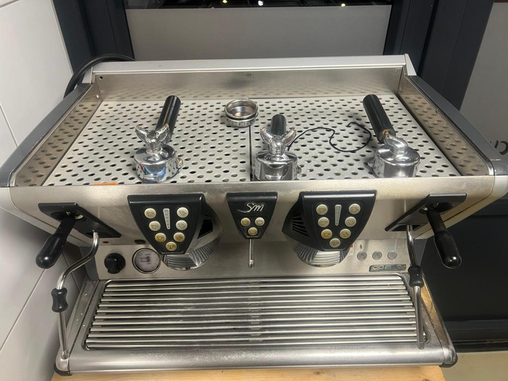 La San Marco 100E SM Espresso Machine, 10 kopjes of meer, Ophalen of Verzenden, Gebruikt, Espresso apparaat