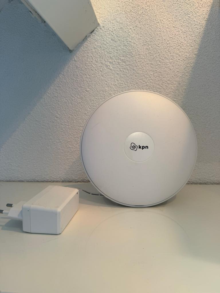 KPN Wifi Versterker - Verbeter je draadloze bereik, Ophalen of Verzenden, Gebruikt