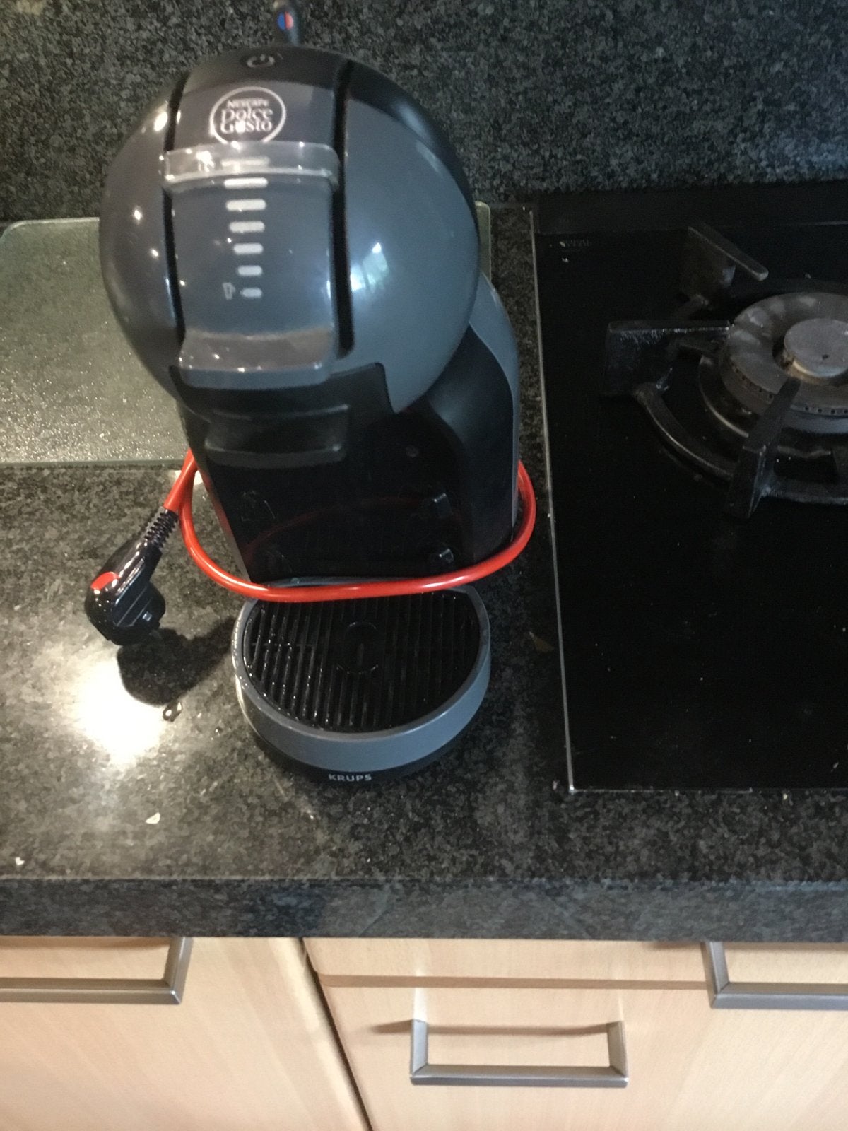 Krups Dolce Gusto Piccolo Koffiezetapparaat, Witgoed en Apparatuur, Koffiezetapparaten, Ophalen, Koffiepads en cups, Gebruikt