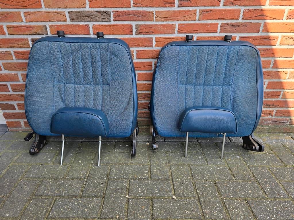 "Gereserveerd" Rugleuning en hoofdsteun Volvo 142 144 en 145, Auto-onderdelen, Interieur en Bekleding, Ophalen, Volvo