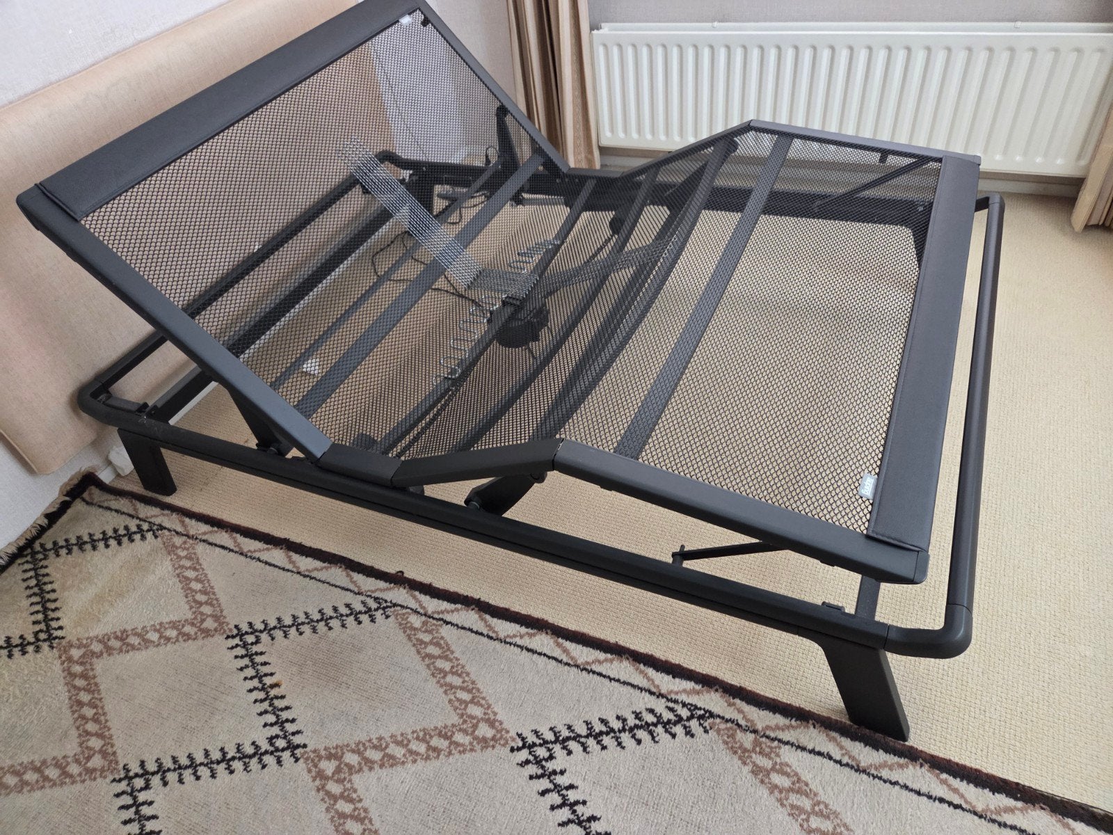 Auping bed 140-200  inclusief matras   bezorgen mogelijk, Verstelbaar, Tweepersoons, Zo goed als nieuw, 200 cm