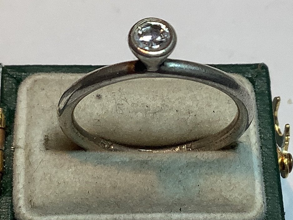 ZILVER RING MET SOLITAIRE WITTE EDELSTEEN, Verzenden, Zilver, Ring, Met edelsteen