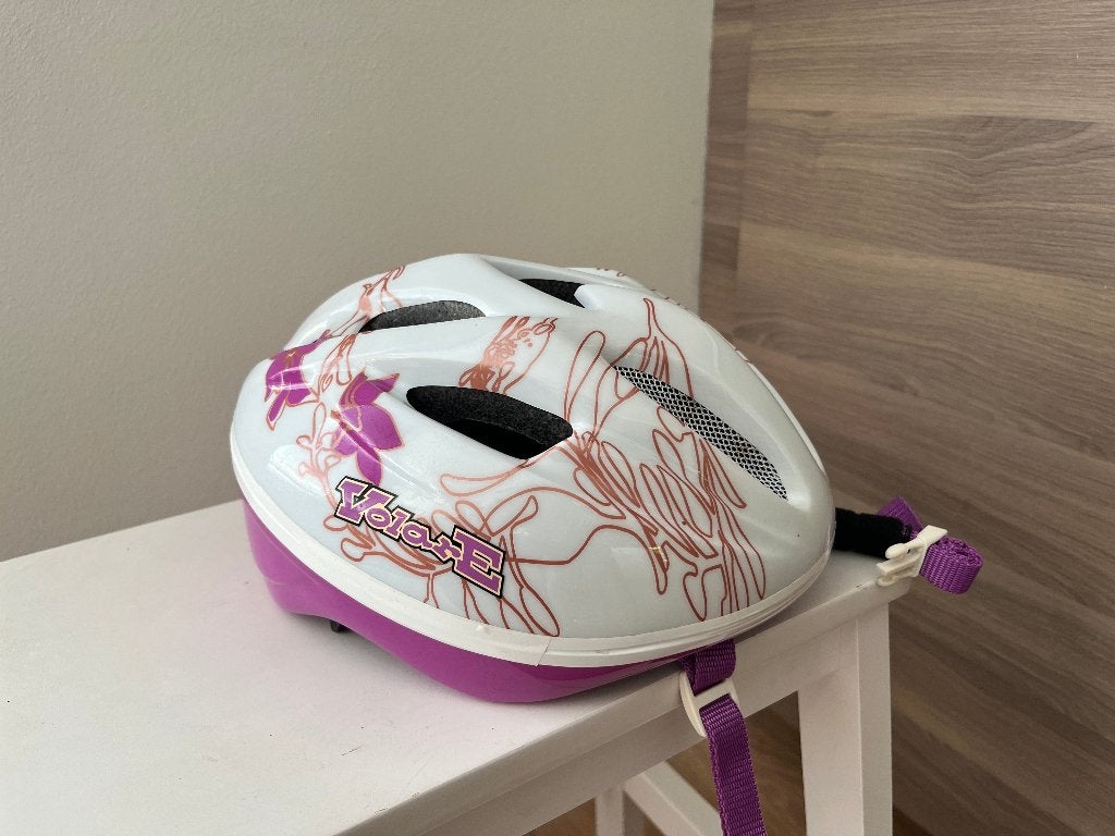 Kinderfietshelm volare wit/ paars, Ophalen of Verzenden, Zo goed als nieuw, Meisje, Volare