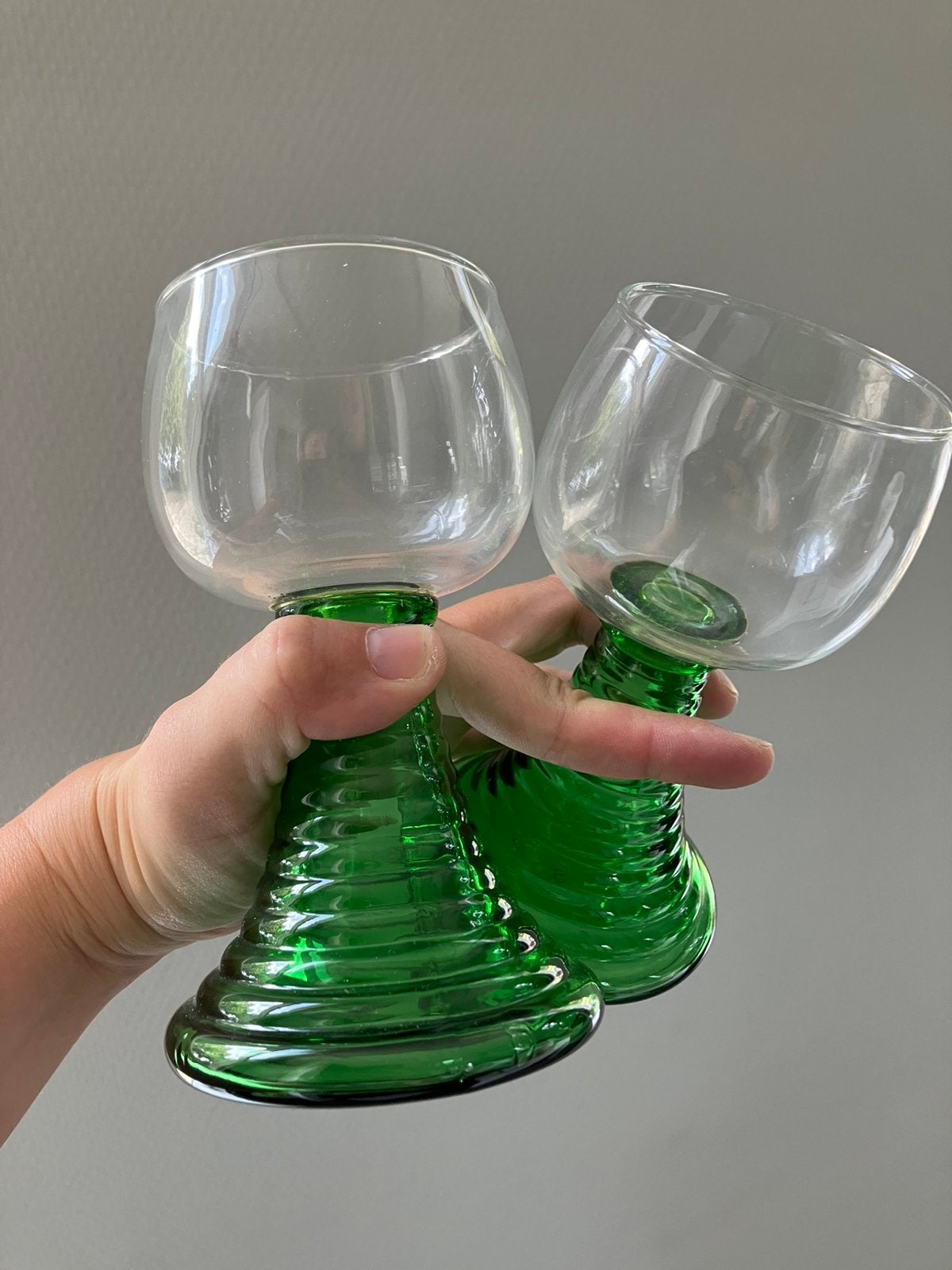Roemer wijnglas wijnglazen groen vintage 2 twee stuks, Ophalen of Verzenden, Zo goed als nieuw, Overige typen