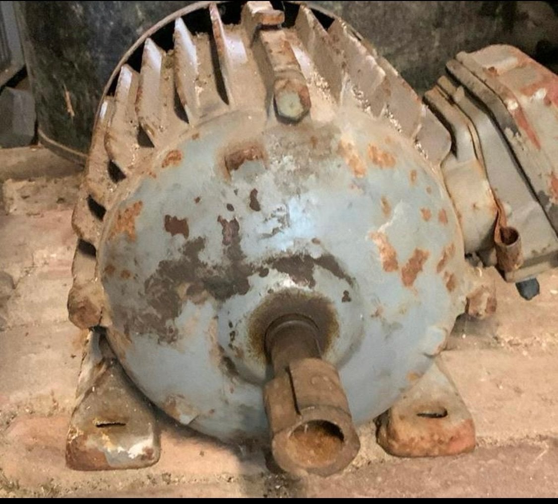 MEZ Mohelnice Elektromotor 2.2 kW - Gebruikt, Doe-het-zelf en Verbouw, Motoren, Ophalen of Verzenden, Gebruikt, Elektromotor, 1400 tot 1800 rpm