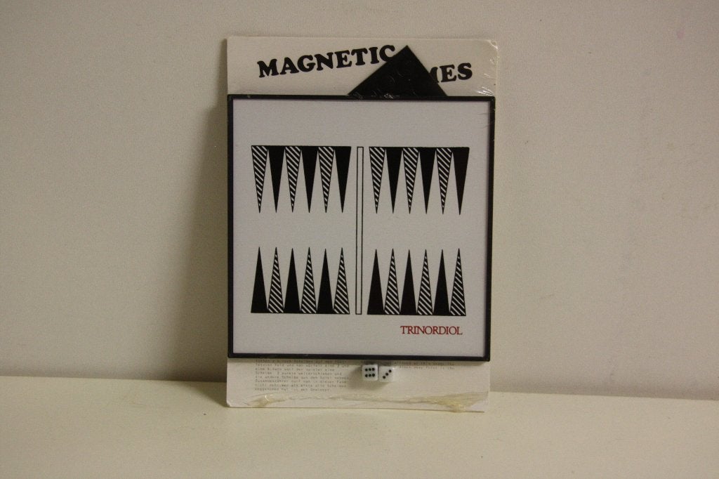 Magnetisch reisspel Backgammon. Nieuw in verpakking., Een of twee spelers, Ophalen of Verzenden, Reisspel, Studio Nijkerk