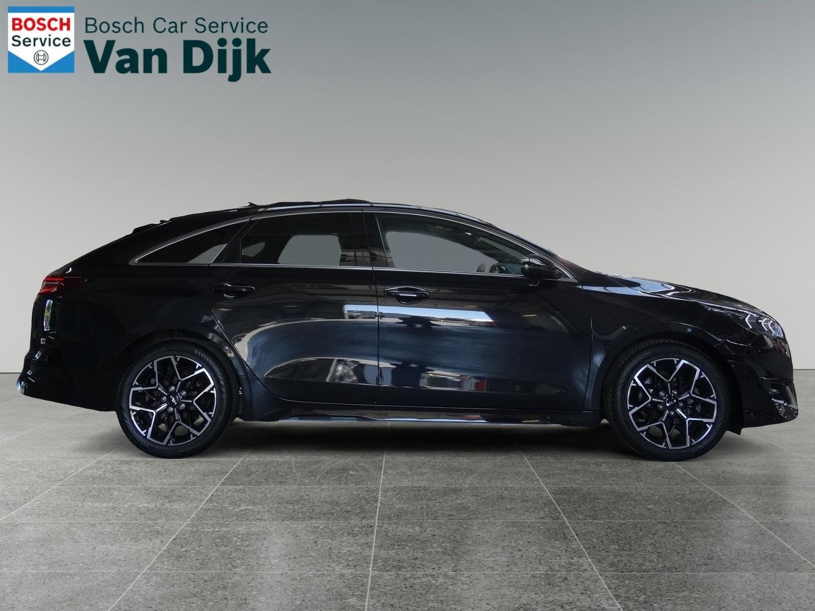 Kia ProCeed 1.5 T-GDi GT-PlusLine Panoramadak /Camera, Auto's, Voorwielaandrijving, Gebruikt, 1298 kg, Zwart