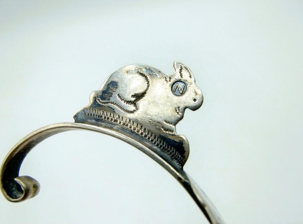 Zilveren roomlepel met konijn, Steensma, Bergum, 1923, Verzenden, Zilver