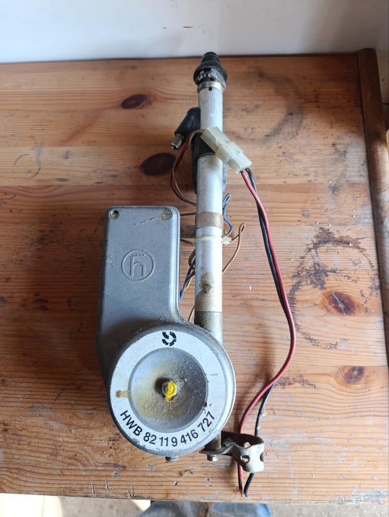 Auto elektrische antenne Audi BMW E30 HWB 82 119 416 727, Ophalen, Gebruikt
