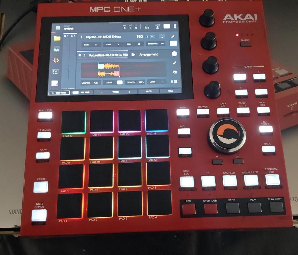 AKAI MPC One+ Professionele Muziek Productie Center, Ophalen of Verzenden, Zo goed als nieuw