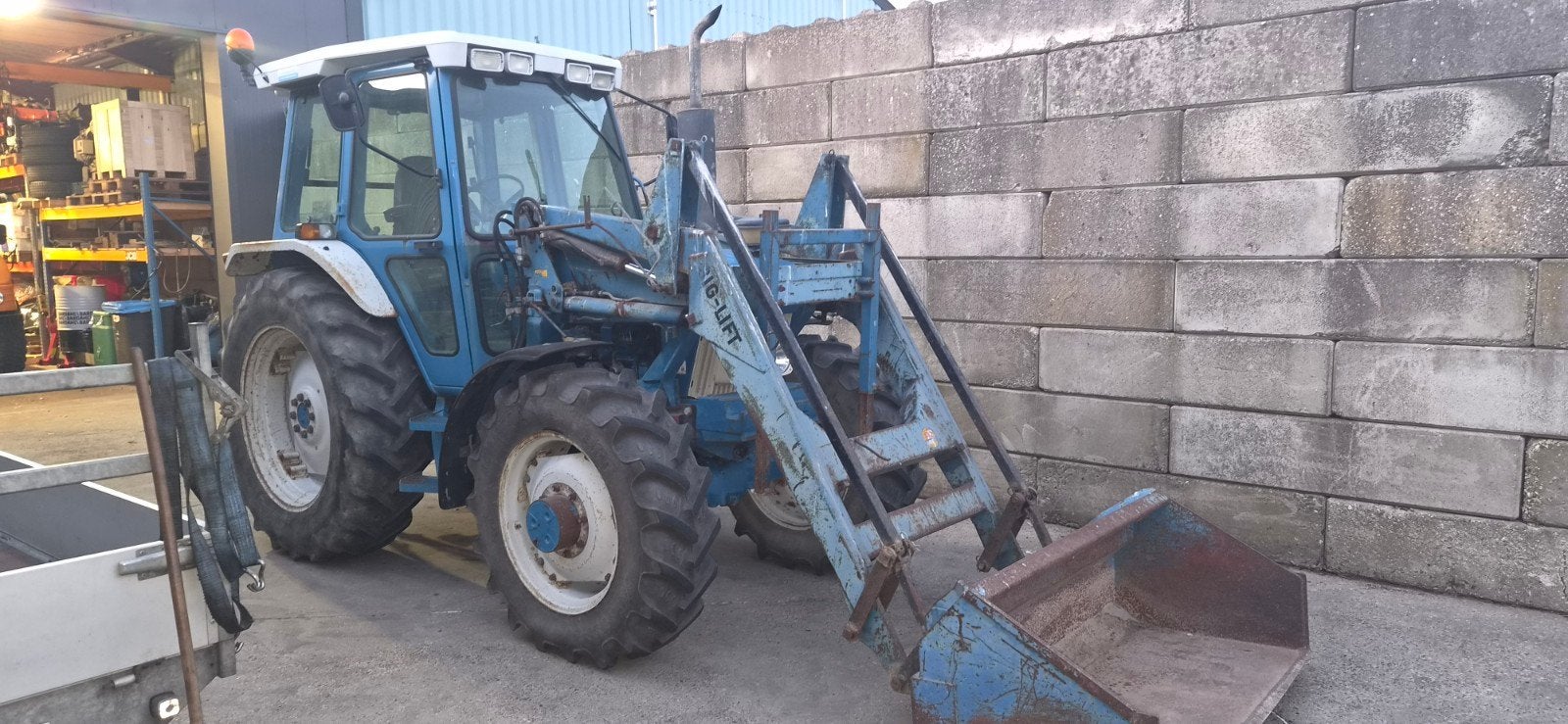 Voorlader passend op Ford Tractor 10 serie 4 cilindermodel, Ophalen, Gebruikt, Tot 2500, Ford
