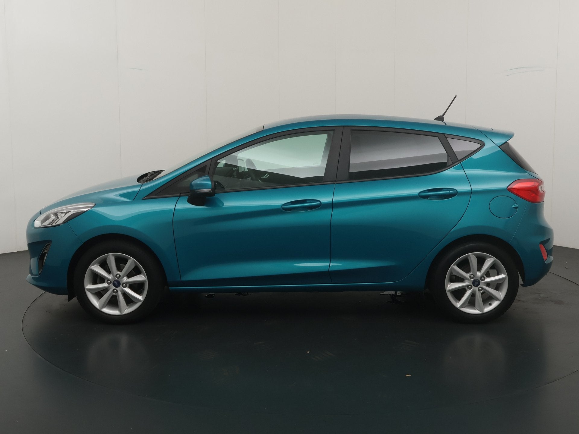 Ford Fiesta 1.1 Trend | Trekhaak | Voorruitverwarming | Airc, Auto's, Blauw, 23 km/l, Origineel Nederlands, 1084 cc