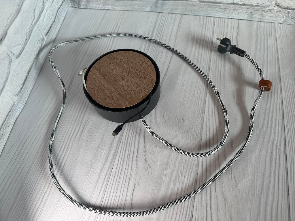 Native Union Eclipse Charger 3-Poorts USB Hout, Verzenden, Zo goed als nieuw, Oplaadbaar