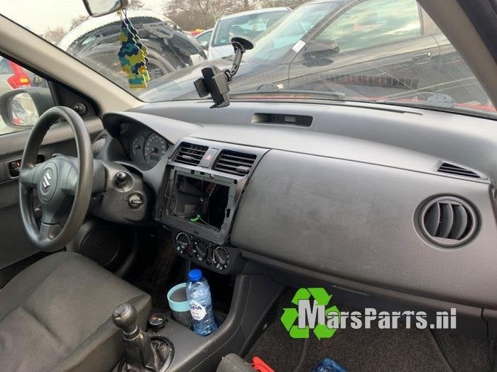 Kontaktslot + Sleutel van een Suzuki Swift, Gebruikt, -, -, Ophalen of Verzenden