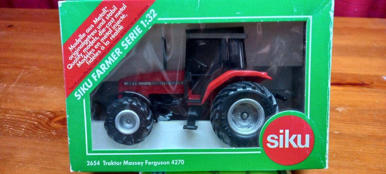SIKU Farmer Serie 1:32 Massey Ferguson 4270 Tractor, Ophalen of Verzenden