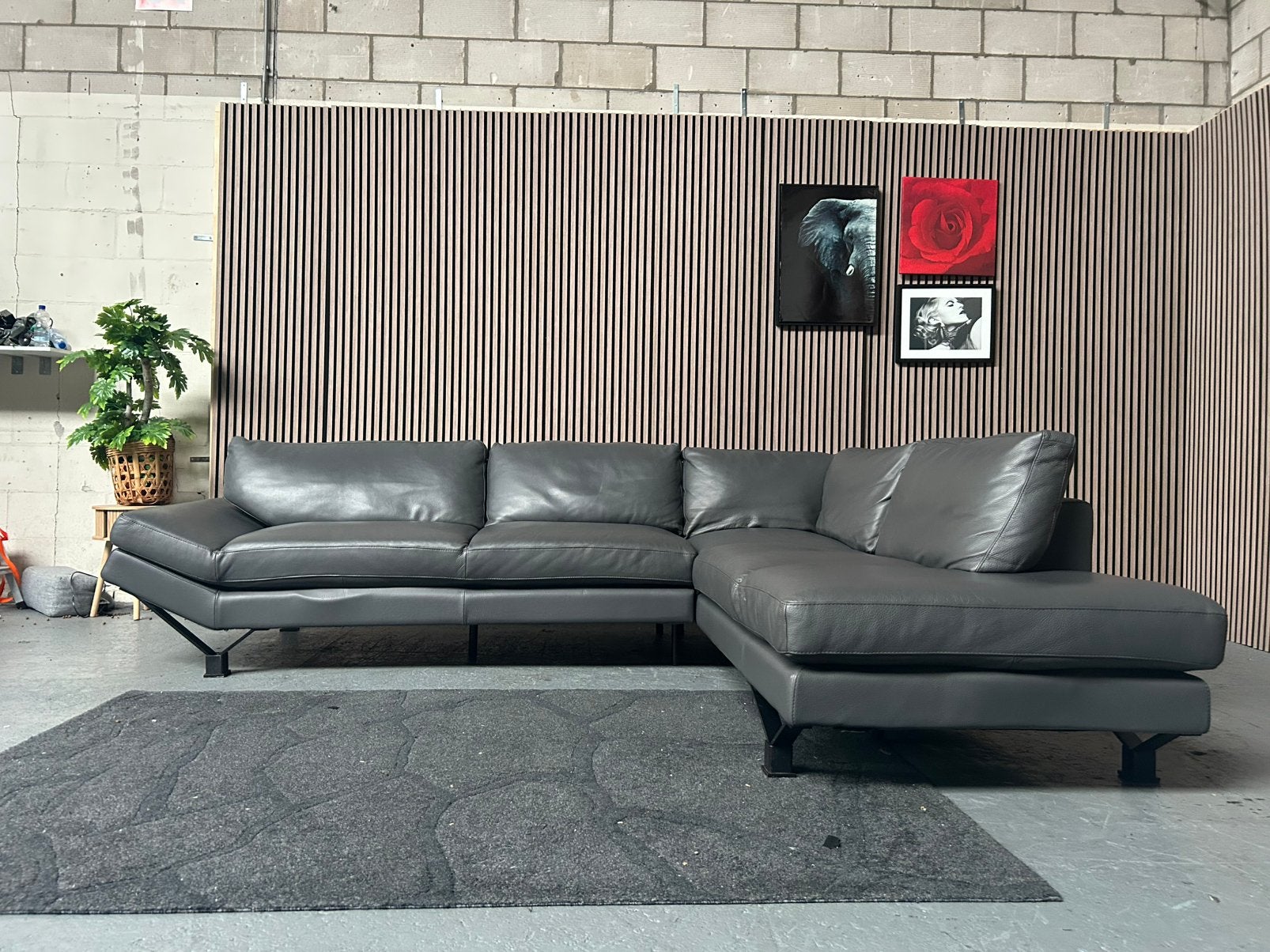 GRATIS LEVERING Natuzzi Releve Hoekbank 315X240 GEREINIGD, 250 tot 300 cm, Hoekbank, Leer, Ophalen of Verzenden