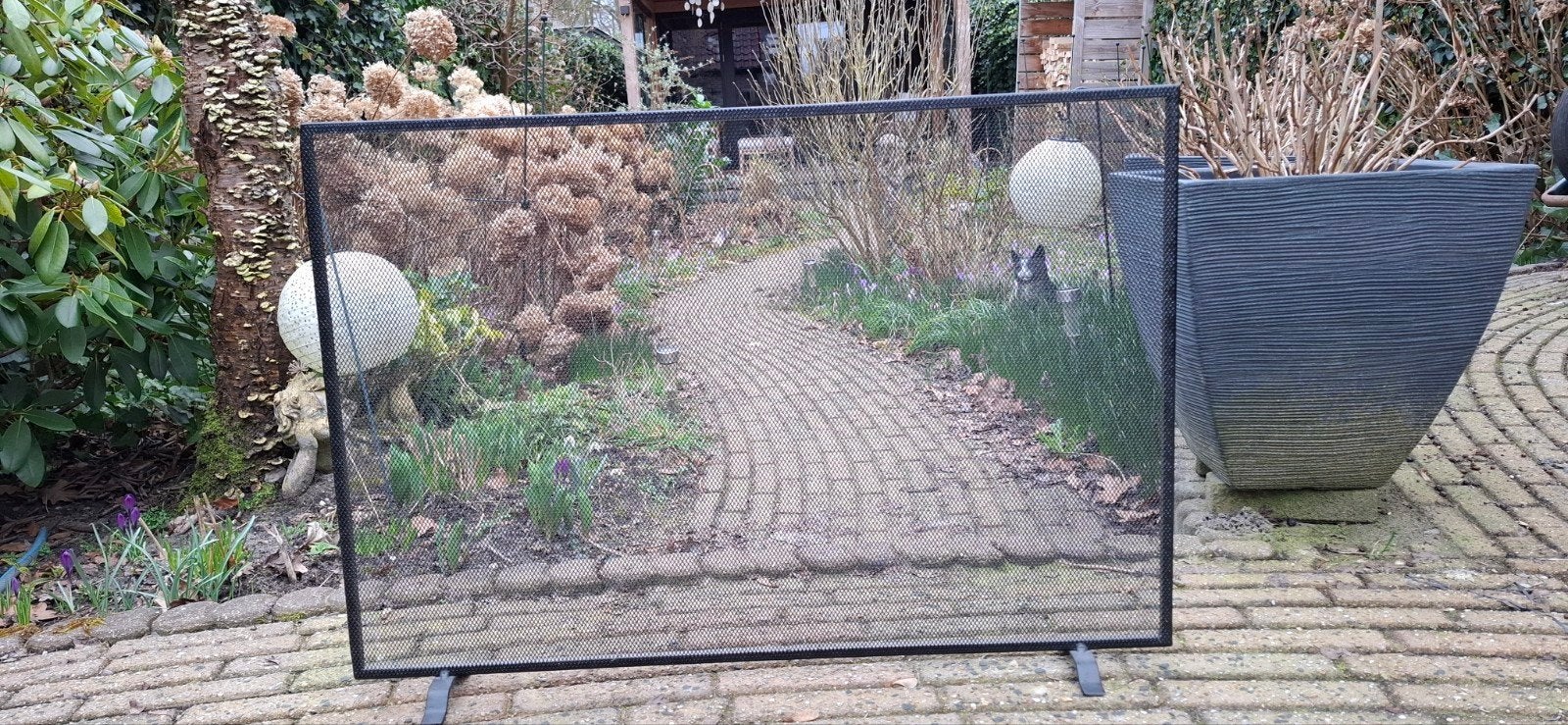 Zwart hardscherm, Ophalen, IJzer