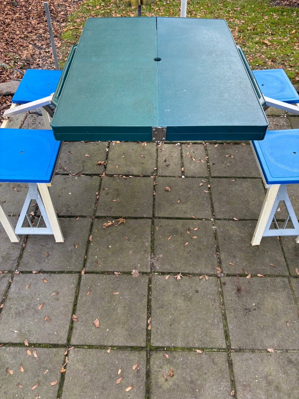 Picknicktafel inklapbaar als koffer nu voor 40 euro., Tuin en Terras, Picknicktafels, Ophalen of Verzenden, Rechthoekig, Aluminium