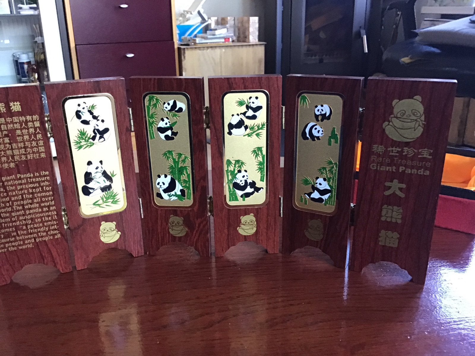 Zeldzaam Decoratief – Reuzenpanda’s (Ingelegd goudfolie), Ophalen of Verzenden, Zo goed als nieuw